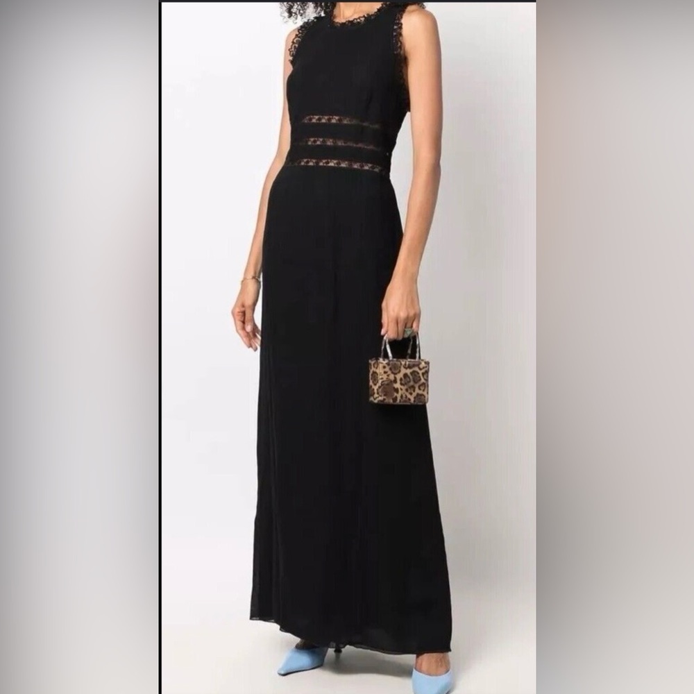 Elegant Valentino Black Sleeveless Dress